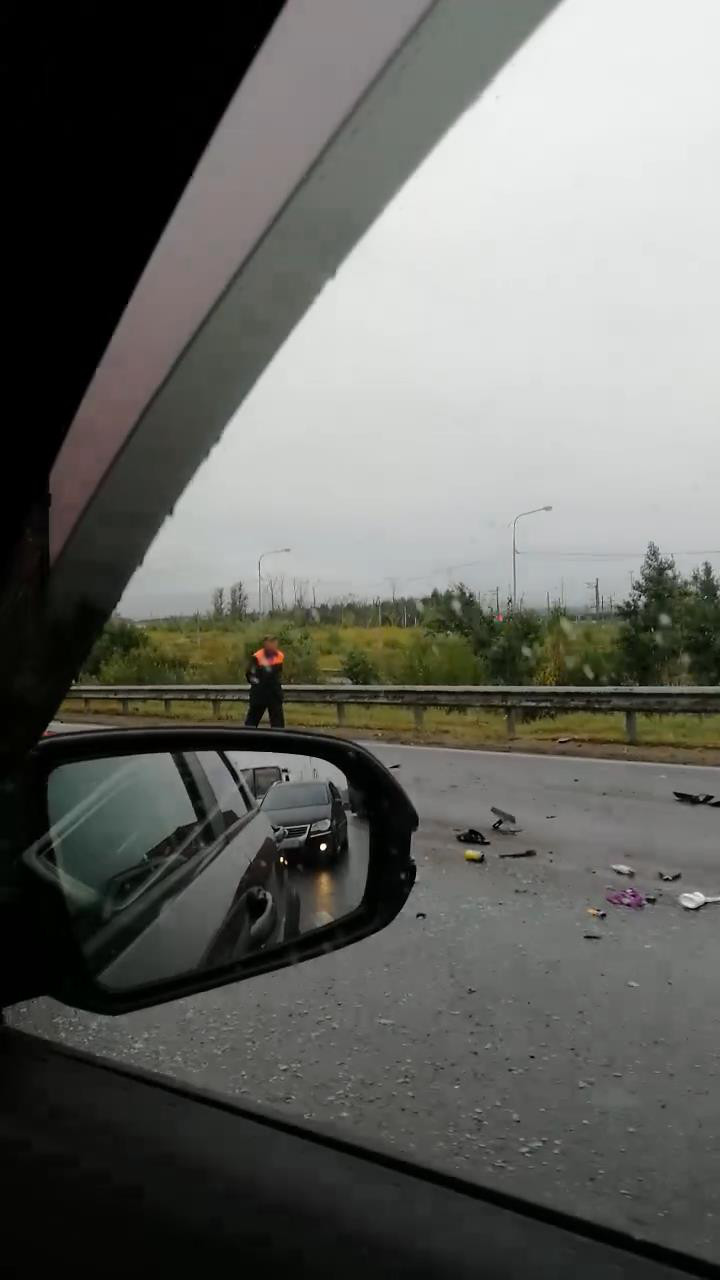 Скриншот с видео группы «ДТП и ЧП | Санкт-Петербург»/vk.com